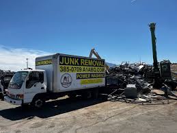 Best Commercial Junk Removal  in Paynesville, MN